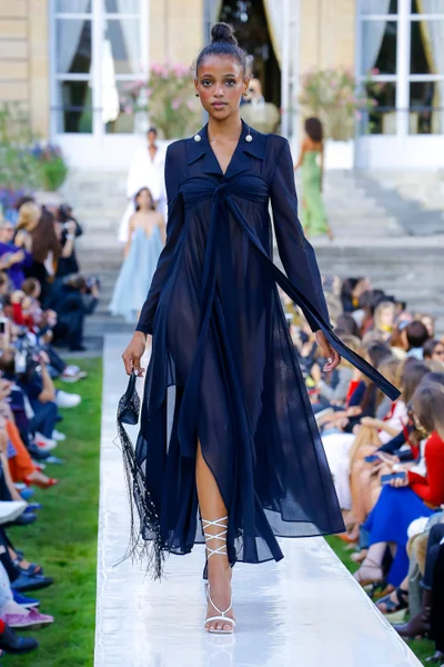 Look 29